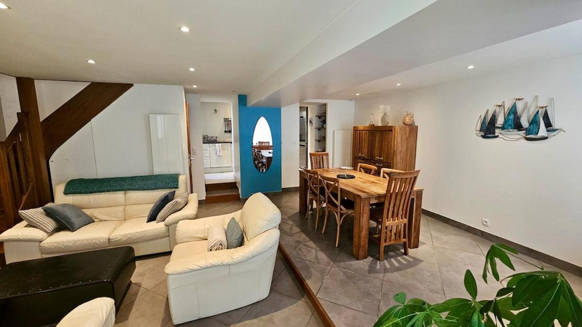 Maison De Bourg Proche De La Holiday home *